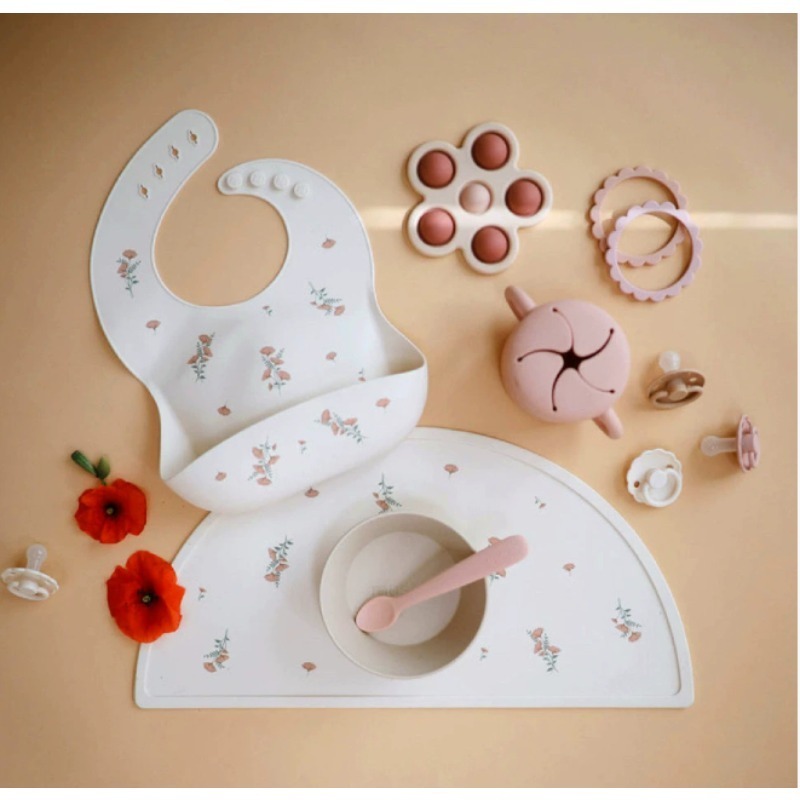Feeding Baby Food - Abito carino bavaglino per l'alimentazione, bavaglino
