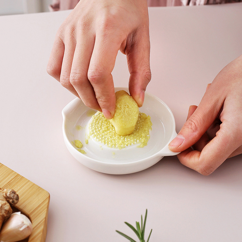 Baby Food Grater - Grattugia per zenzero in ceramica bianca
