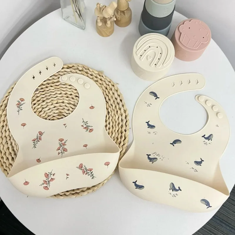 Abito carino bavaglino per l'a - Feeding Baby Food recensione e prezzo